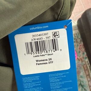 Columbia Women's Skort in Olive